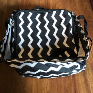 Thirty One Perfect Potluck Set
